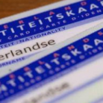 Hoe dan: Een nepdiploma regel je vanavond nog met het sturen van een 'Whatsappje'