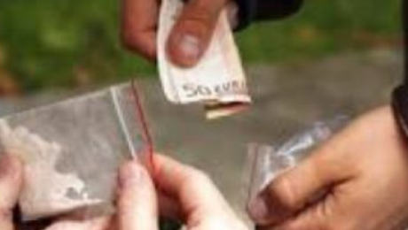 Den Haag gaat jonge drugsdealers aanpakken door hen een gemeentelijke boete te geven